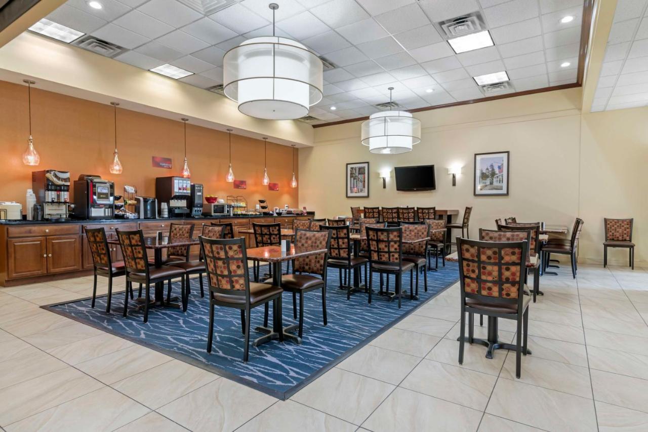 Best Western Plus Augusta Civic Center Inn Экстерьер фото