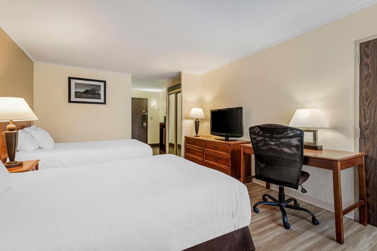 Best Western Plus Augusta Civic Center Inn Экстерьер фото