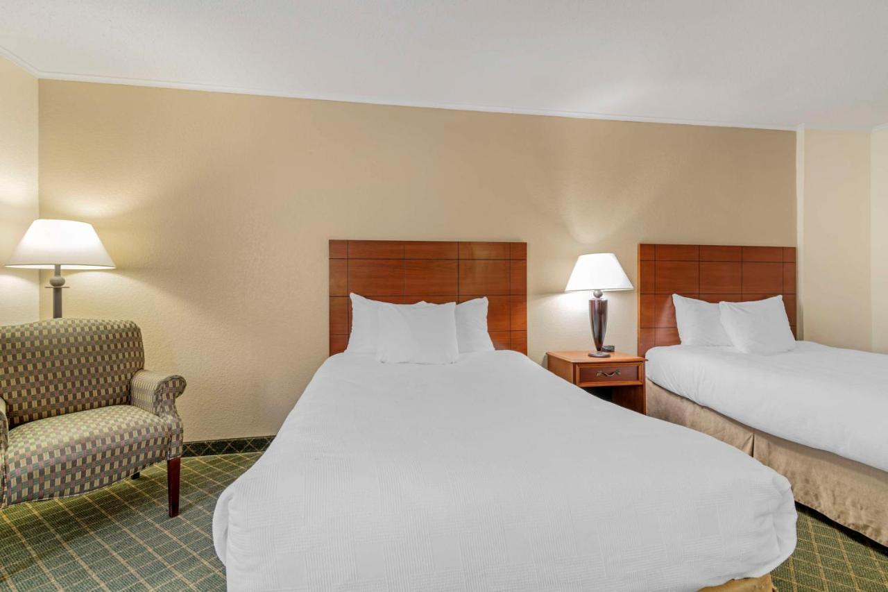 Best Western Plus Augusta Civic Center Inn Экстерьер фото